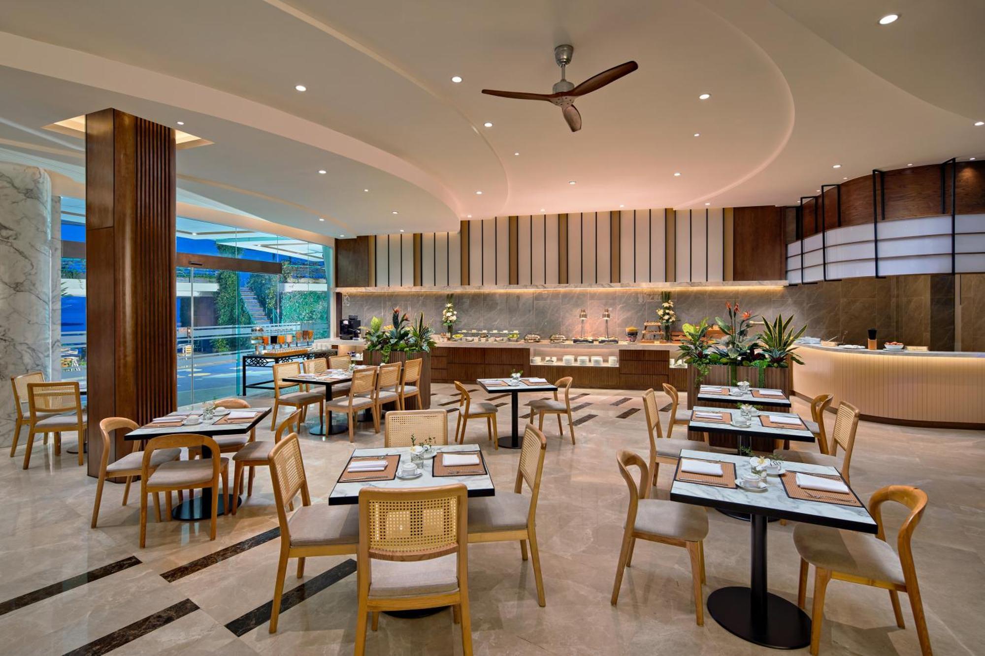 The Hanoi Club Hotel & Residences Esterno foto