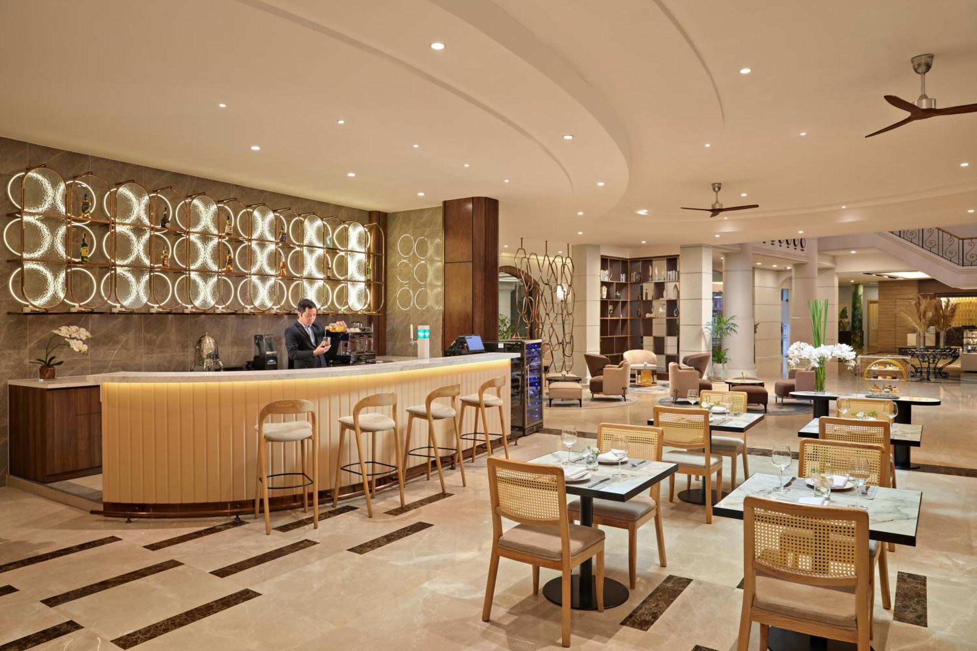 The Hanoi Club Hotel & Residences Esterno foto