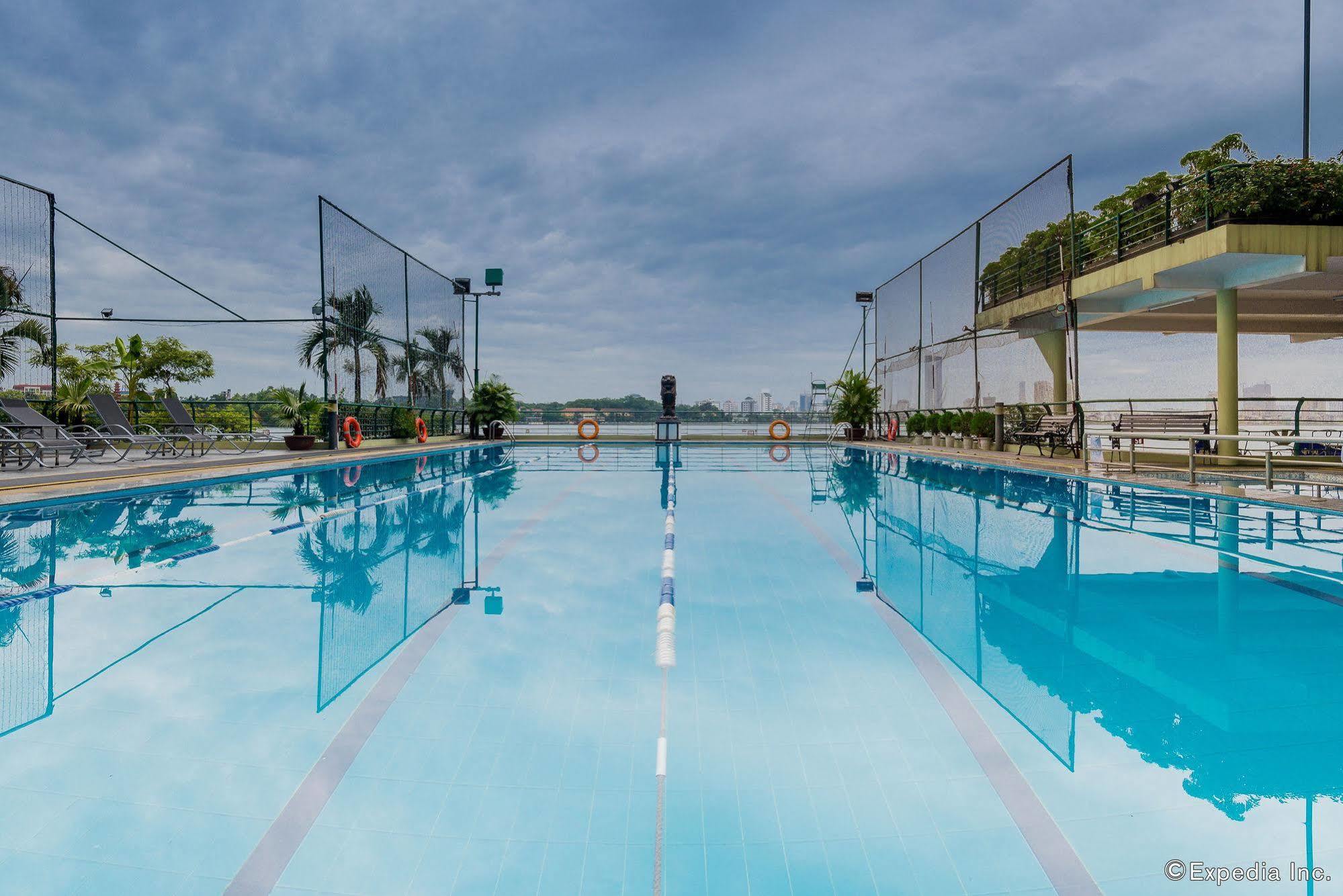 The Hanoi Club Hotel & Residences Esterno foto